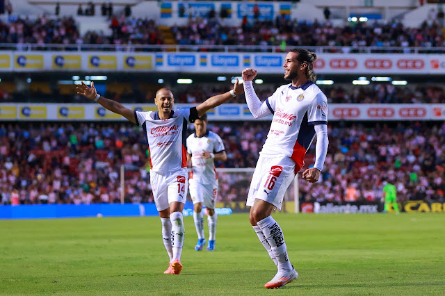 Chivas consigue su primera victoria del Apertura 2024