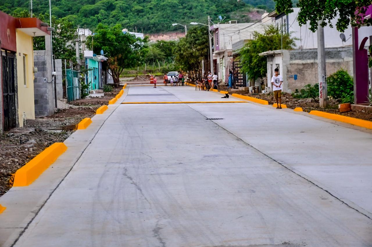 Transformación urbana en Mazatlán: Colonias Loma Bonita y Jaripillo estrenan pavimentaciones.