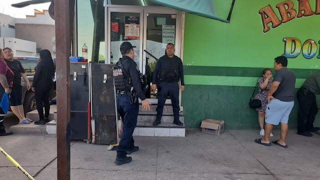 Tío y sobrino asesinados a balazos en tienda de abarrotes en Culiacán