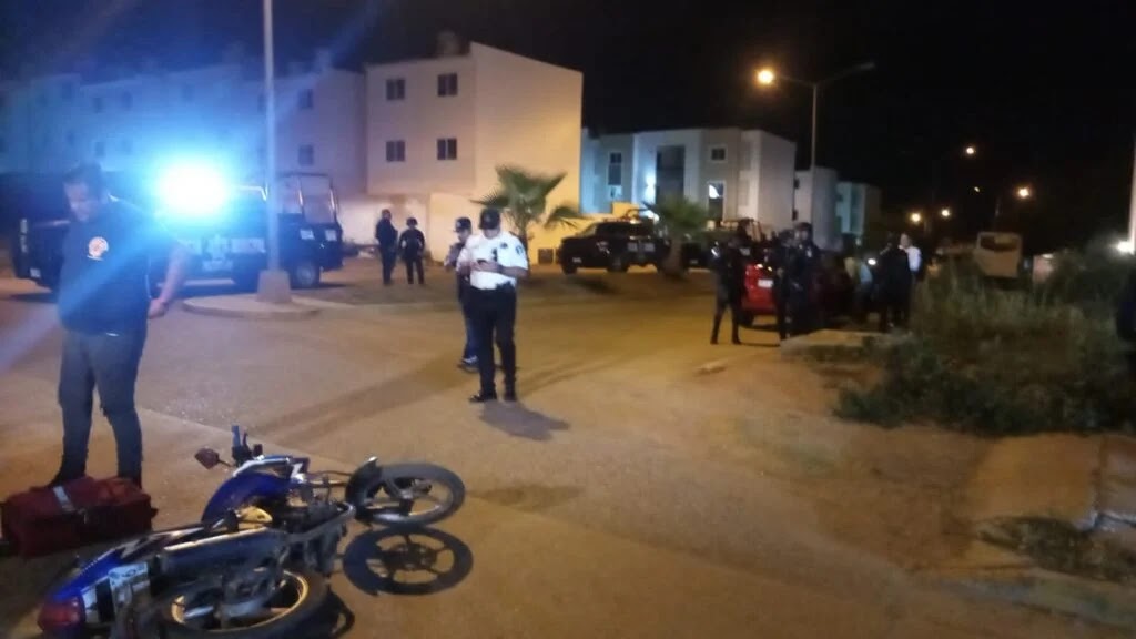 Motociclista herida en accidente en el fraccionamiento Santa Teresa, Mazatlán