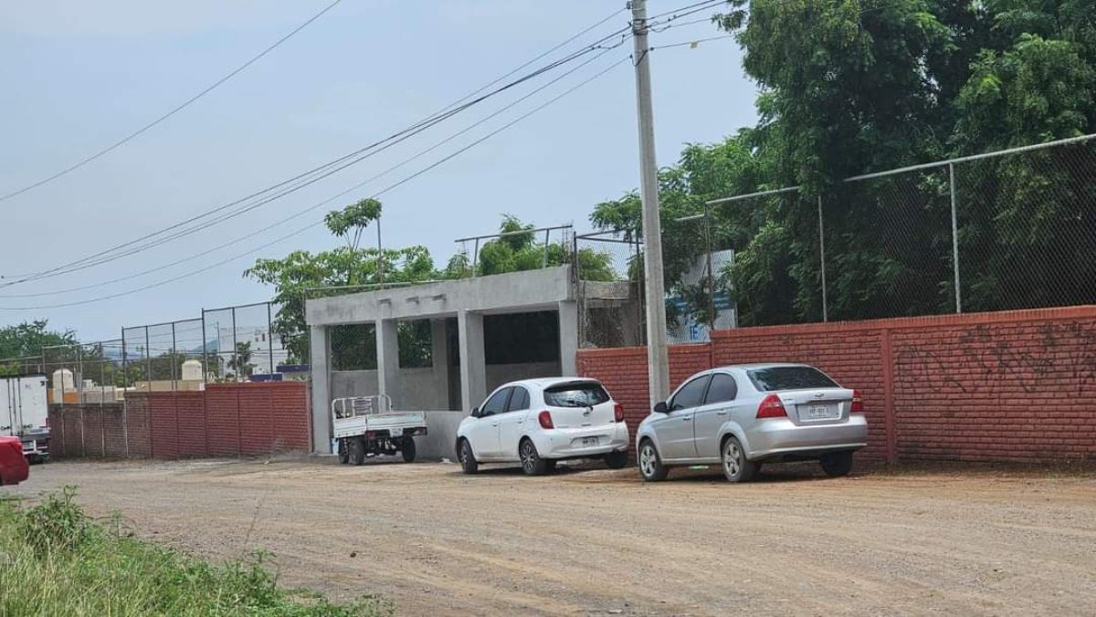 Asaltan escuela en Mazatlán y roban 70 mil pesos en cuotas escolares