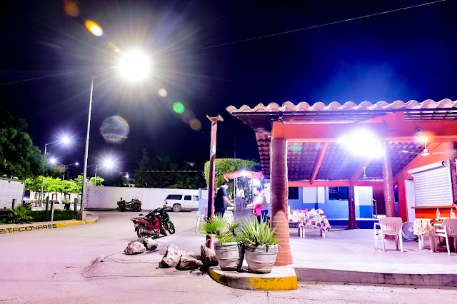 ¡Llegó la luz! Nuevas lámparas LED iluminan la Isla de la Piedra.