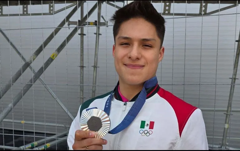 Osmar Olvera ganará esta millonaria cantidad por ser doble medallista