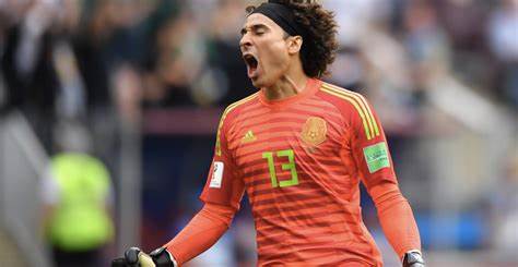 Ochoa debuta como capitán y con triunfo en Portugal