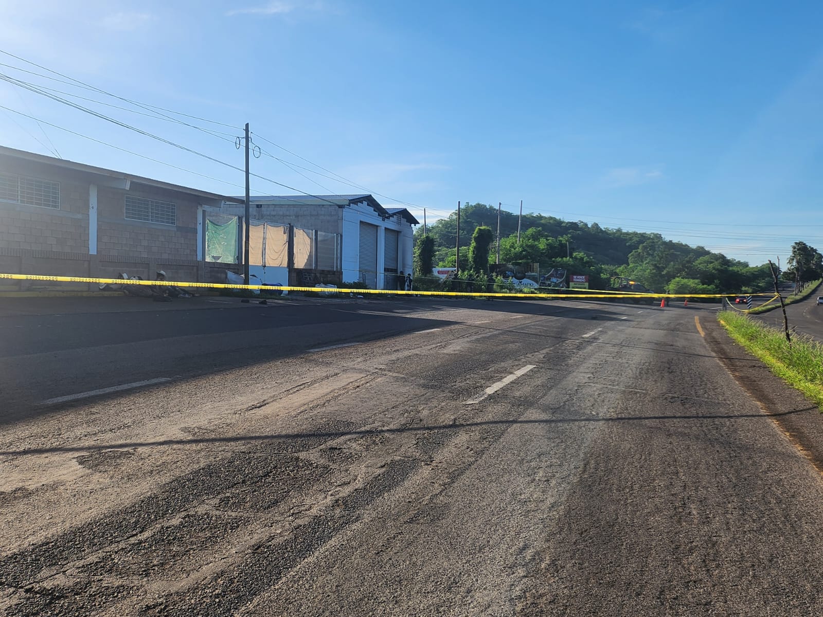 ¡Les dejan un sombrero en la cabeza! Localizan cinco asesinados al sur de Culiacán