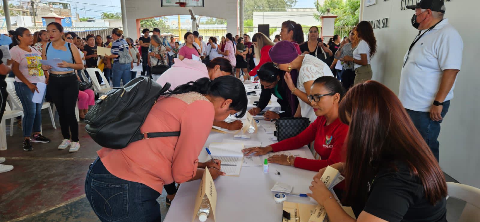 Lanzan convocatoria de becas escolares en Navolato