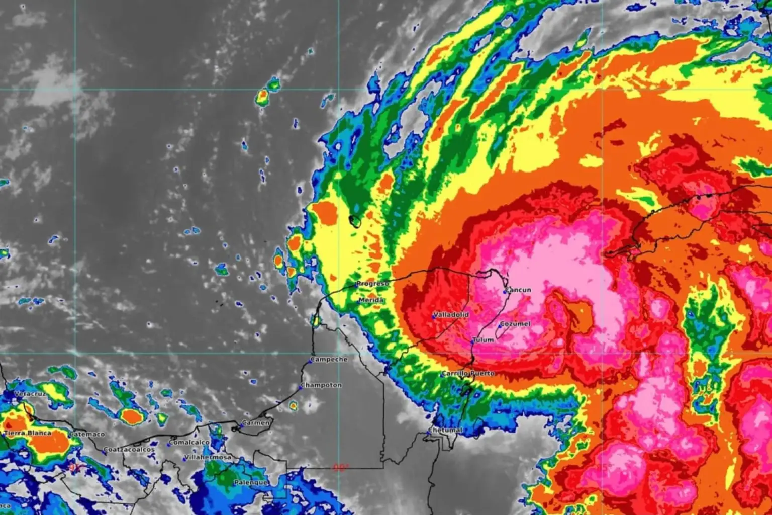 “Helene” podría intensifIcarse a huracán en próximas horas cerca de Cancún: SMN