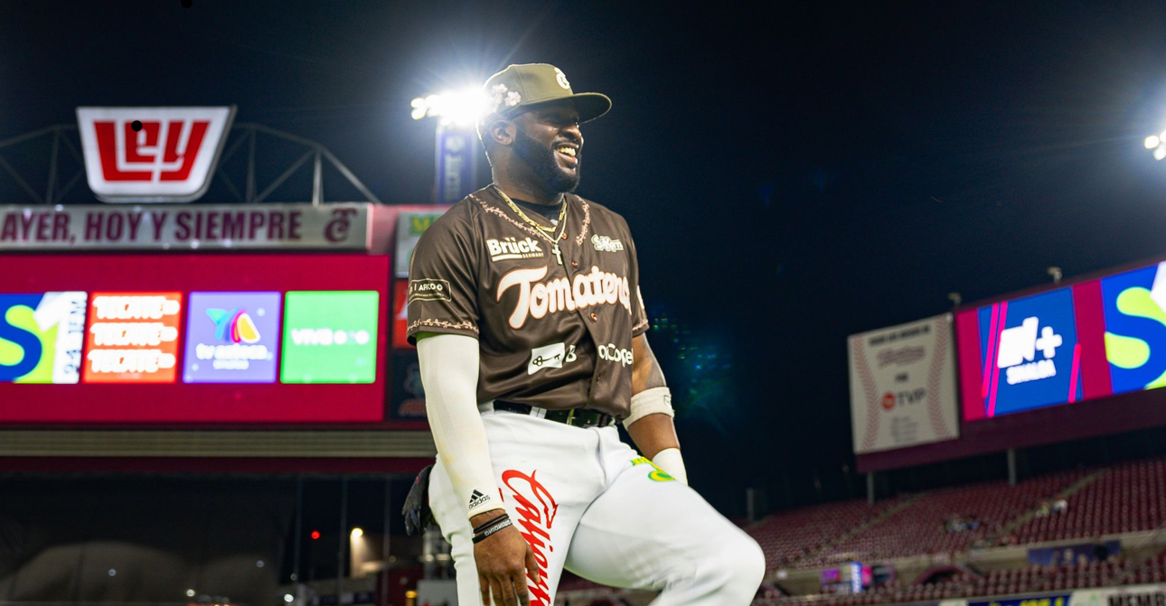 Tomateros continúa racha ganadora y brinca al liderato .