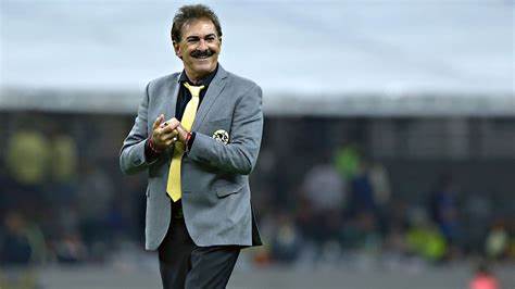 Ricardo La Volpe lanzó su opinión sobre la salida de Fernando Gago de Chivas a Boca Juniors