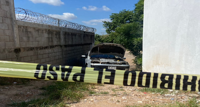 Camioneta abandonada con impactos de bala es localizada en Loma de Rodriguera