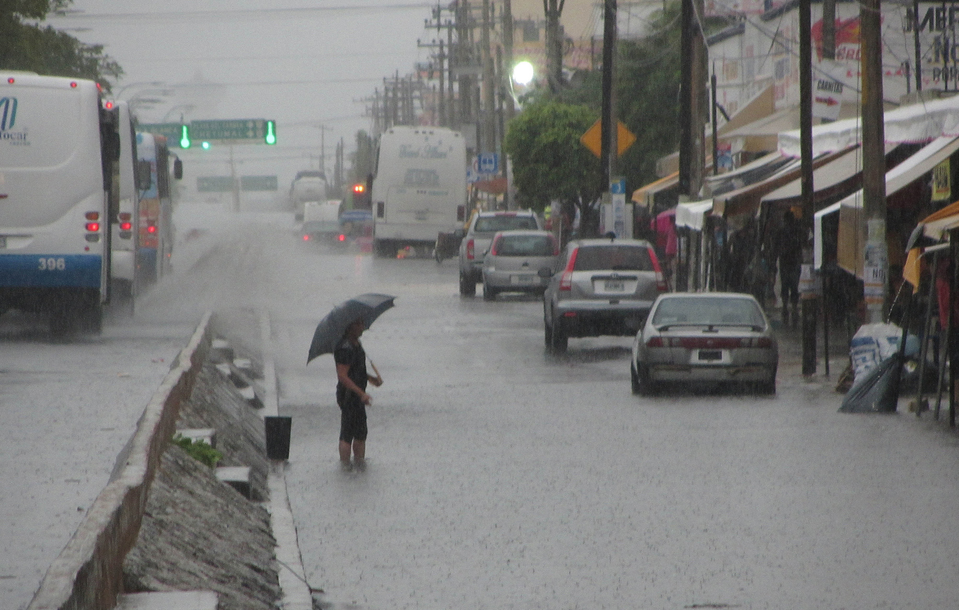 “Milton” provocará lluvias en seis estados de México