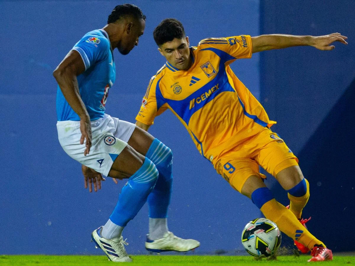 Cruz Azul y Tigres igualan en partido de Liguilla adelantada