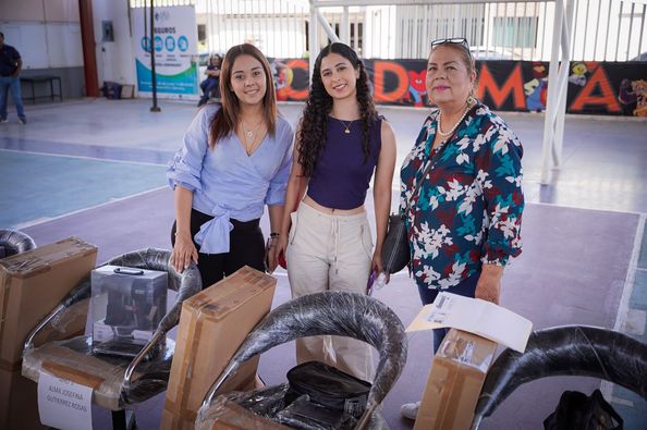 PROGRAMAS DE EQUIPAMIENTO PRODUCTIVO DEL GOBIERNO DE ROCHA FORTALECEN NEGOCIOS Y MEJORAN LA ECONOMÍA DE FAMILIAS EN SINALOA.