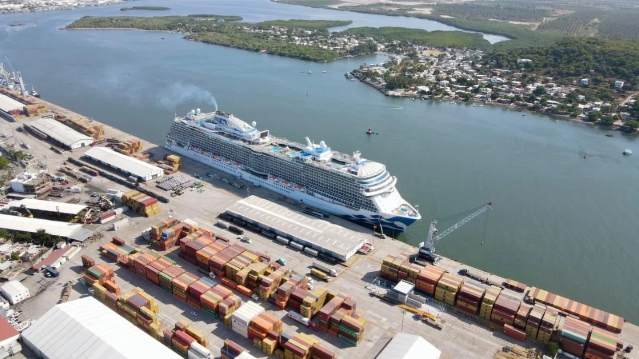 MAZATLÁN RECIBE EL CRUCERO TURÍSTICO 91 DEL AÑO