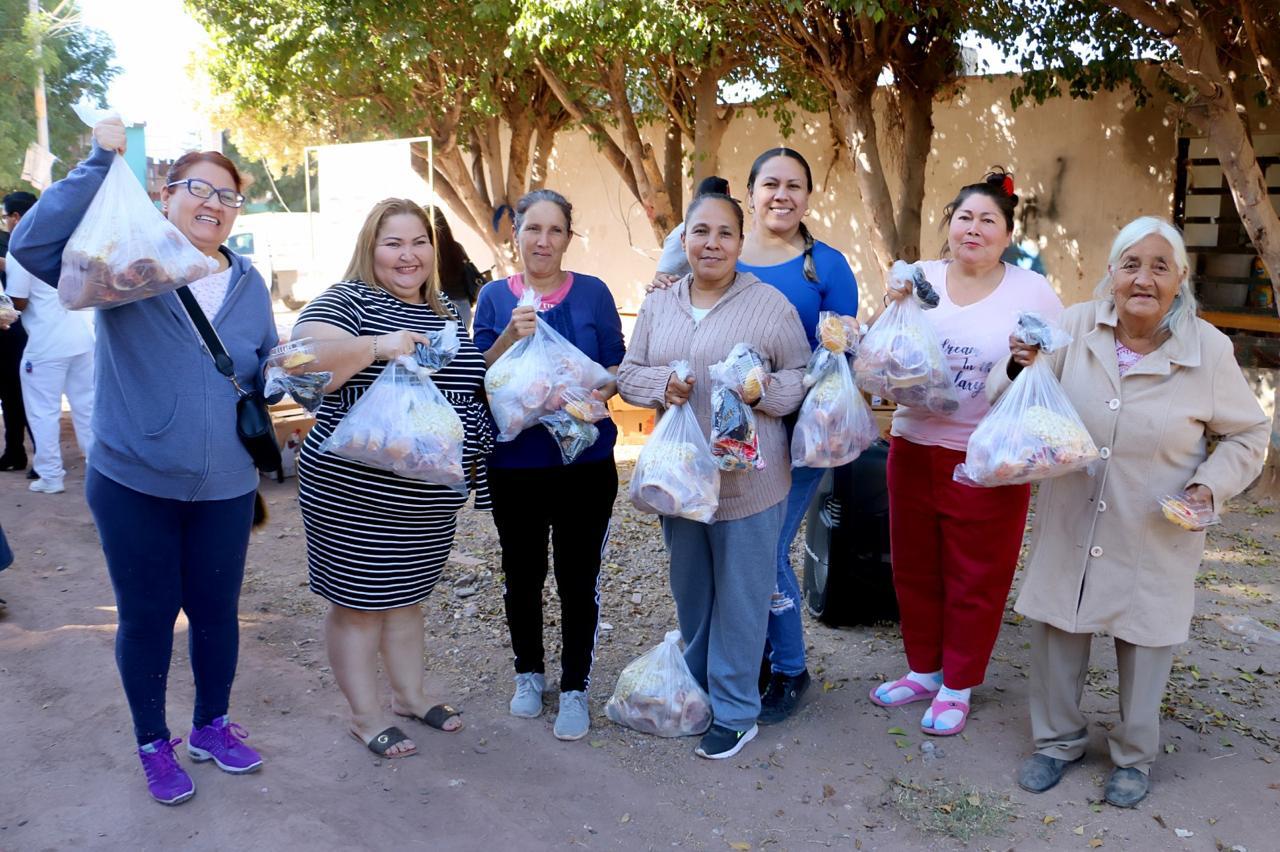 Arranca programa de entrega de “Cenas Navideñas 2024” en DIF Ahome