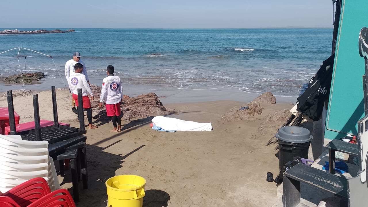 Muere un Culichi ahogado en las playas de Mazatlán