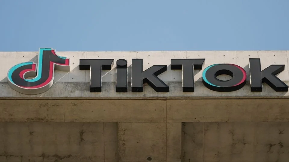 Creadores y empresas se mantienen en vilo por la posible prohibición de TikTok en Estados Unidos